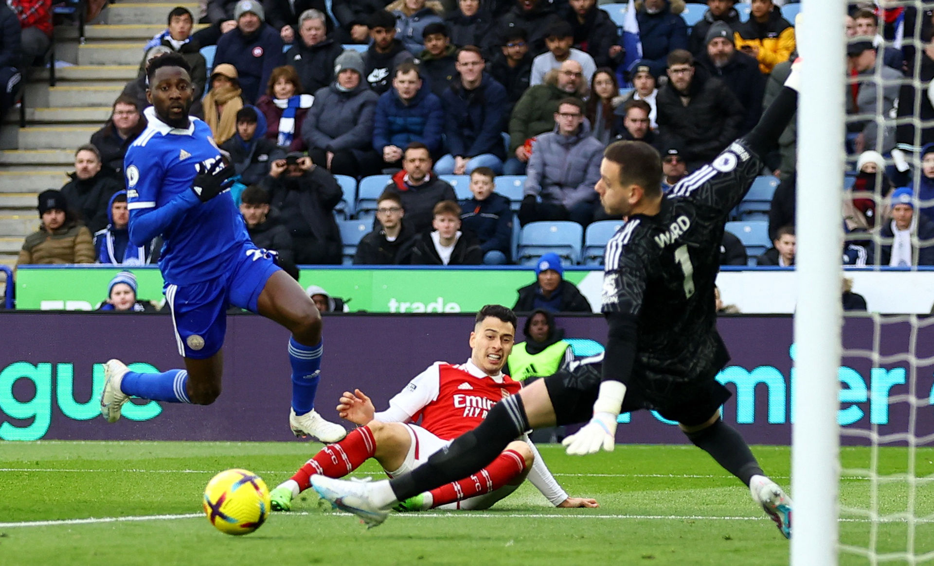 创作更加贴 创作更加贴